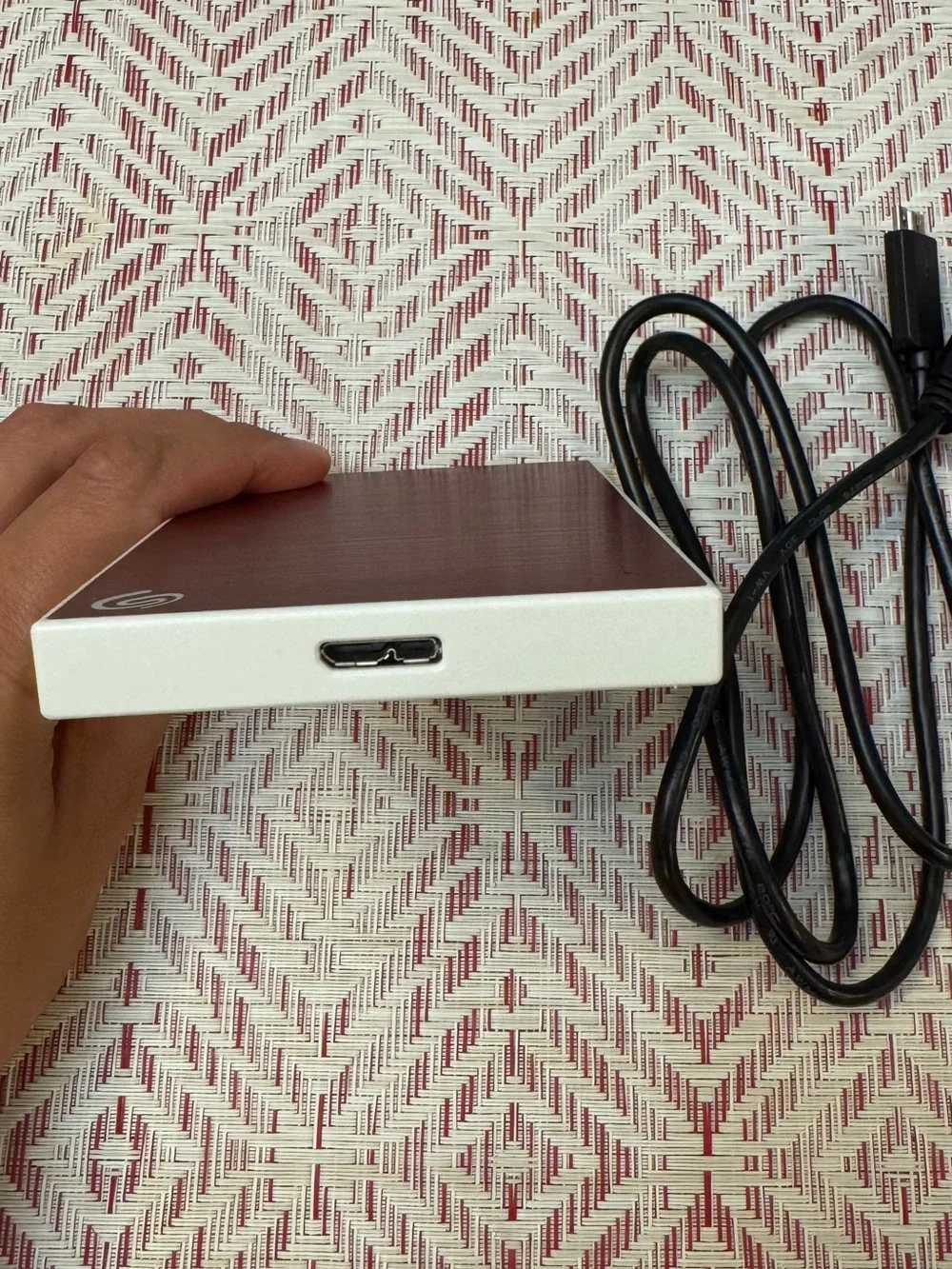 Seagate Backup Plus Slim 2TB Portable External HDD Hard Drive USB 3.0 Mac & PC